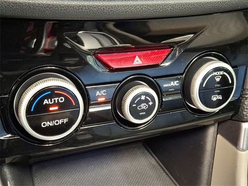 Used 2020 Subaru Forester Premium image 16