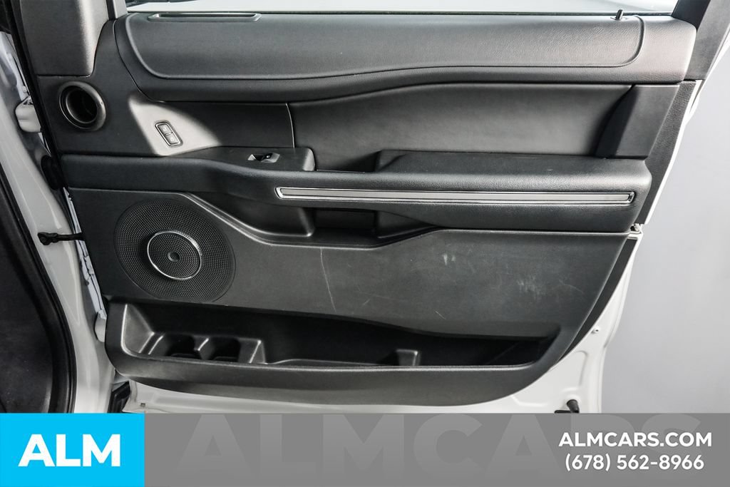 Used 2024 Ford Expedition XLT RWD image 44