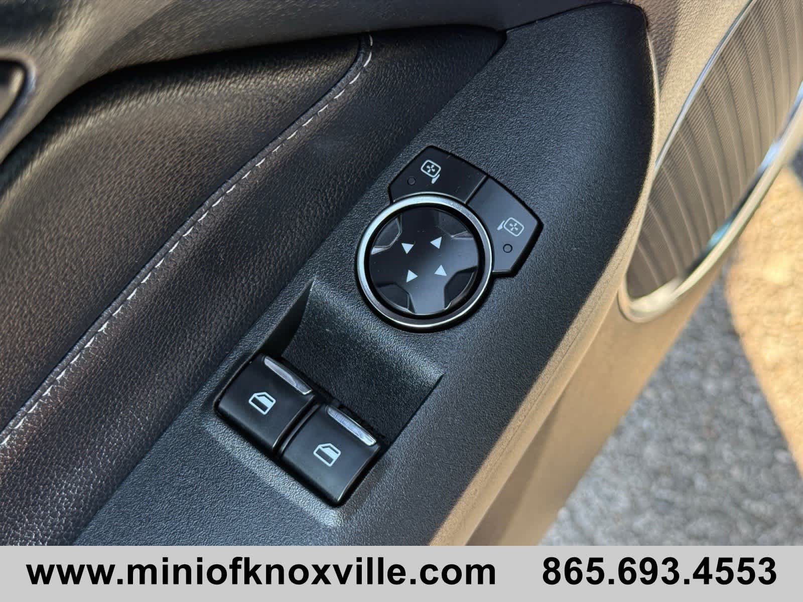 Used 2022 Ford Mustang GT Premium w/ Black Accent Package RWD image 16