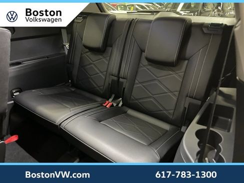 New 2026 Volkswagen Atlas SE image 9