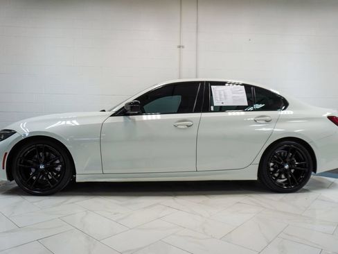 Used 2022 BMW 330i Sedan w/ M Sport Package RWD image 33