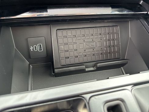 New 2025 Ford F150 Platinum w/ Equipment Group 702A High image 36