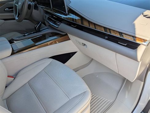 Certified 2023 Cadillac Escalade ESV Sport Platinum w/ LPO, ONYX Package image 27