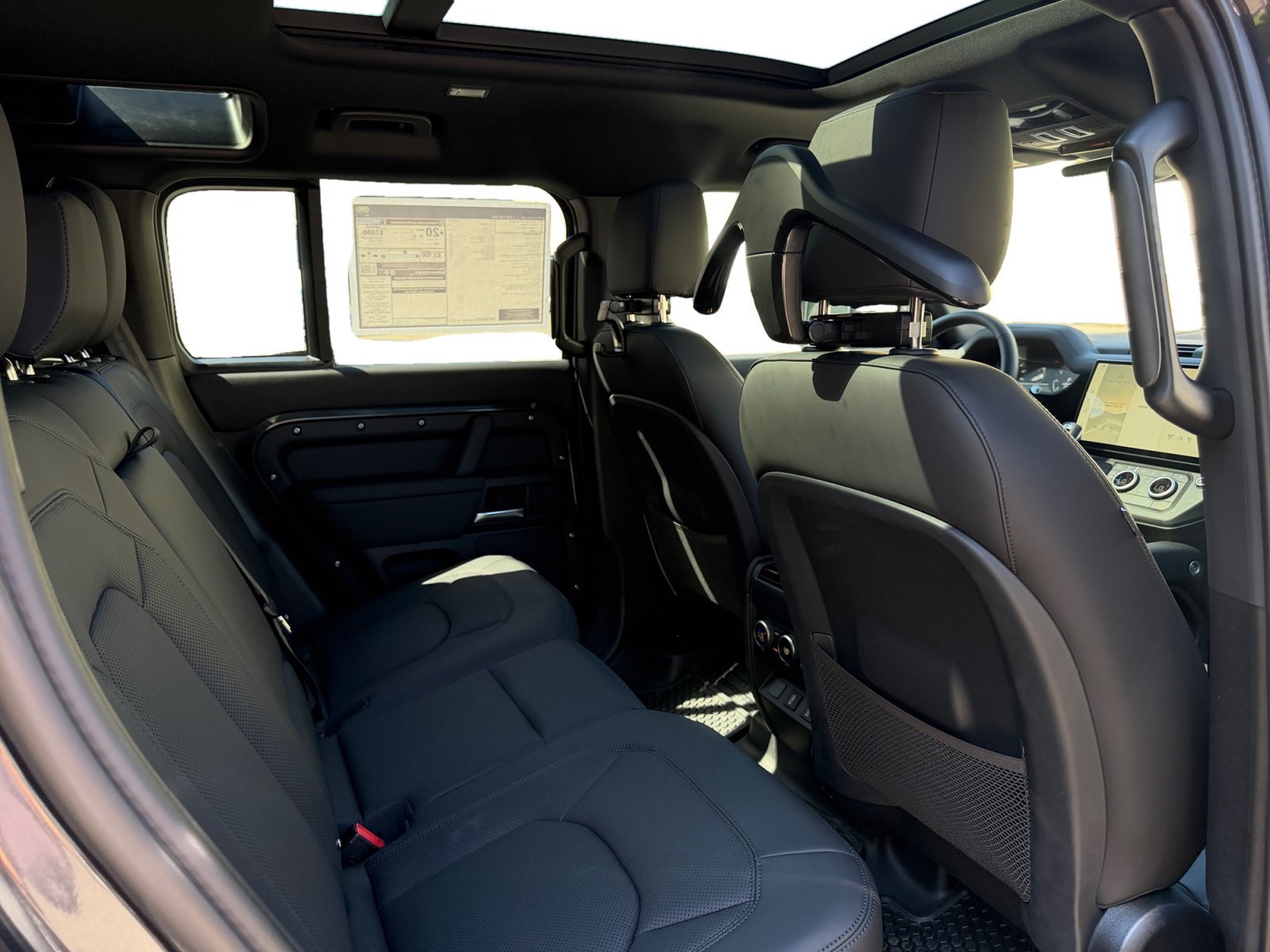 New 2026 Land Rover Defender 110 X-Dynamic SE AWD/4WD image 20