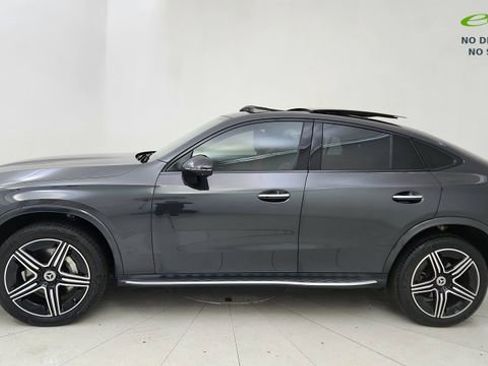 Used 2024 Mercedes-Benz GLC 300 4MATIC image 3