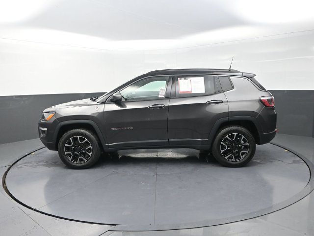 Used 2019 Jeep Compass Trailhawk AWD/4WD image 4