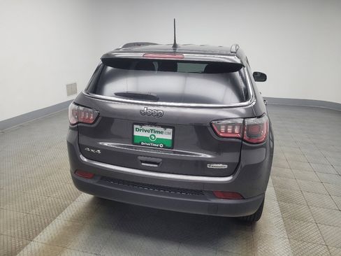 Used 2018 Jeep Compass Latitude w/ Popular Equipment Group AWD/4WD image 7