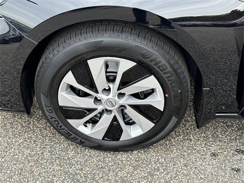 New 2025 Nissan Altima 2.5 S image 11