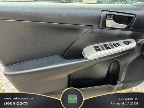 Used 2013 Toyota Camry SE FWD image 17