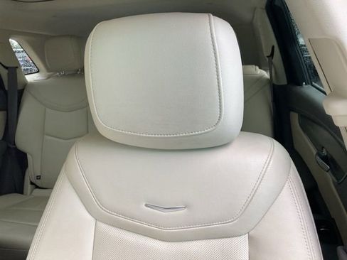 Used 2022 Cadillac XT5 Premium Luxury AWD/4WD image 29
