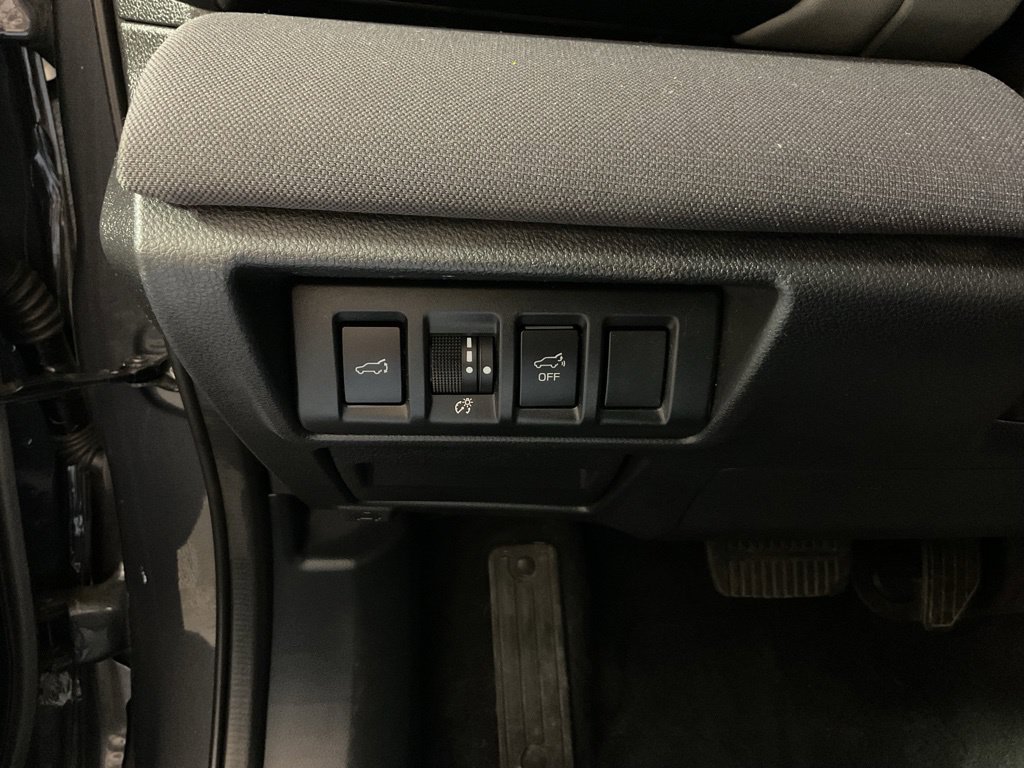 Used 2023 Subaru Outback Premium AWD/4WD image 28