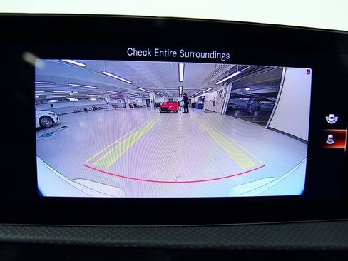 Used 2023 Mercedes-Benz CLA 250 4MATIC image 10