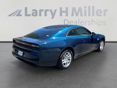 New 2025 Dodge Charger Daytona R/T w/ Quick Order Package 25M R/T AWD/4WD image 5