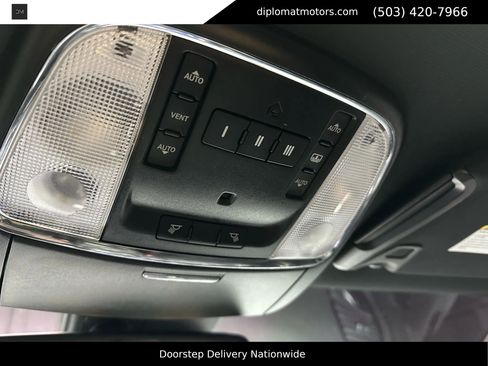 Used 2019 Chrysler 300 S w/ Safetytec Plus Group image 31