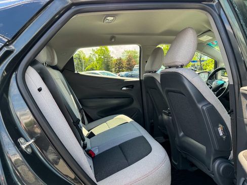 Used 2020 Chevrolet Bolt LT FWD image 15