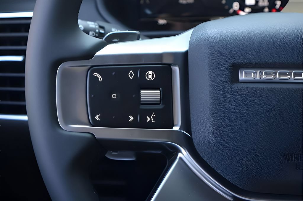 New 2026 Land Rover Discovery Dynamic SE AWD/4WD image 19