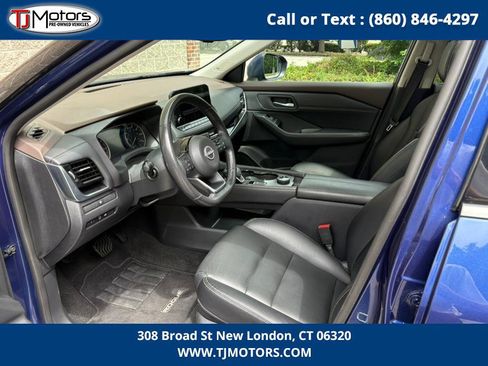 Used 2023 Nissan Rogue SL w/ SL Premium Package image 12