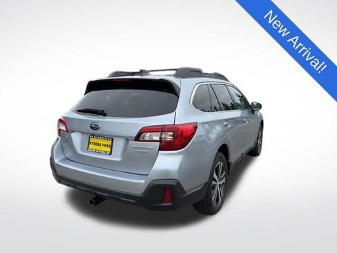 Used 2019 Subaru Outback 3.6R Limited AWD/4WD image 7