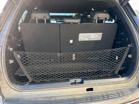 Used 2023 Toyota Sequoia Platinum image 21