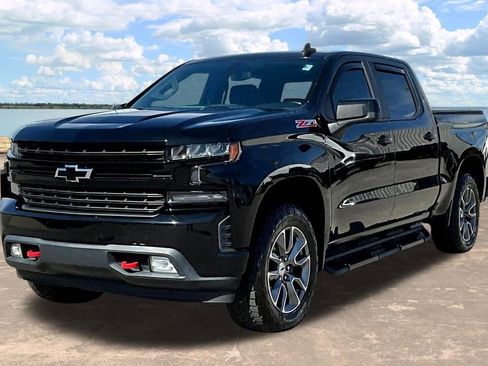 Used 2019 Chevrolet Silverado 1500 RST image 4