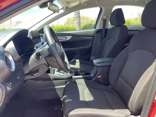 Used 2024 Kia Forte LXS FWD image 17