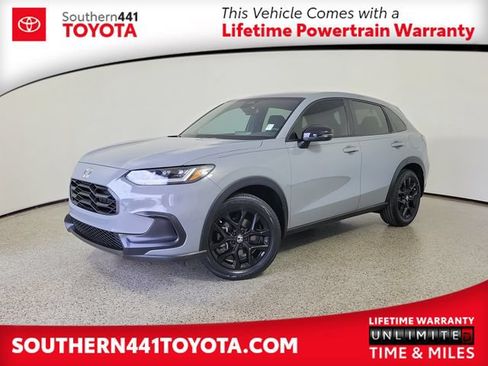 Used 2024 Honda HR-V Sport image 1
