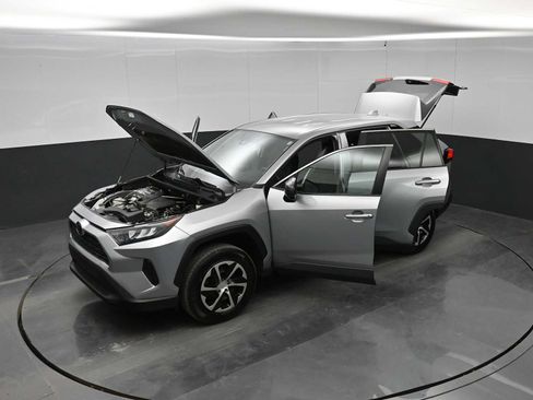 Used 2022 Toyota RAV4 LE FWD image 45