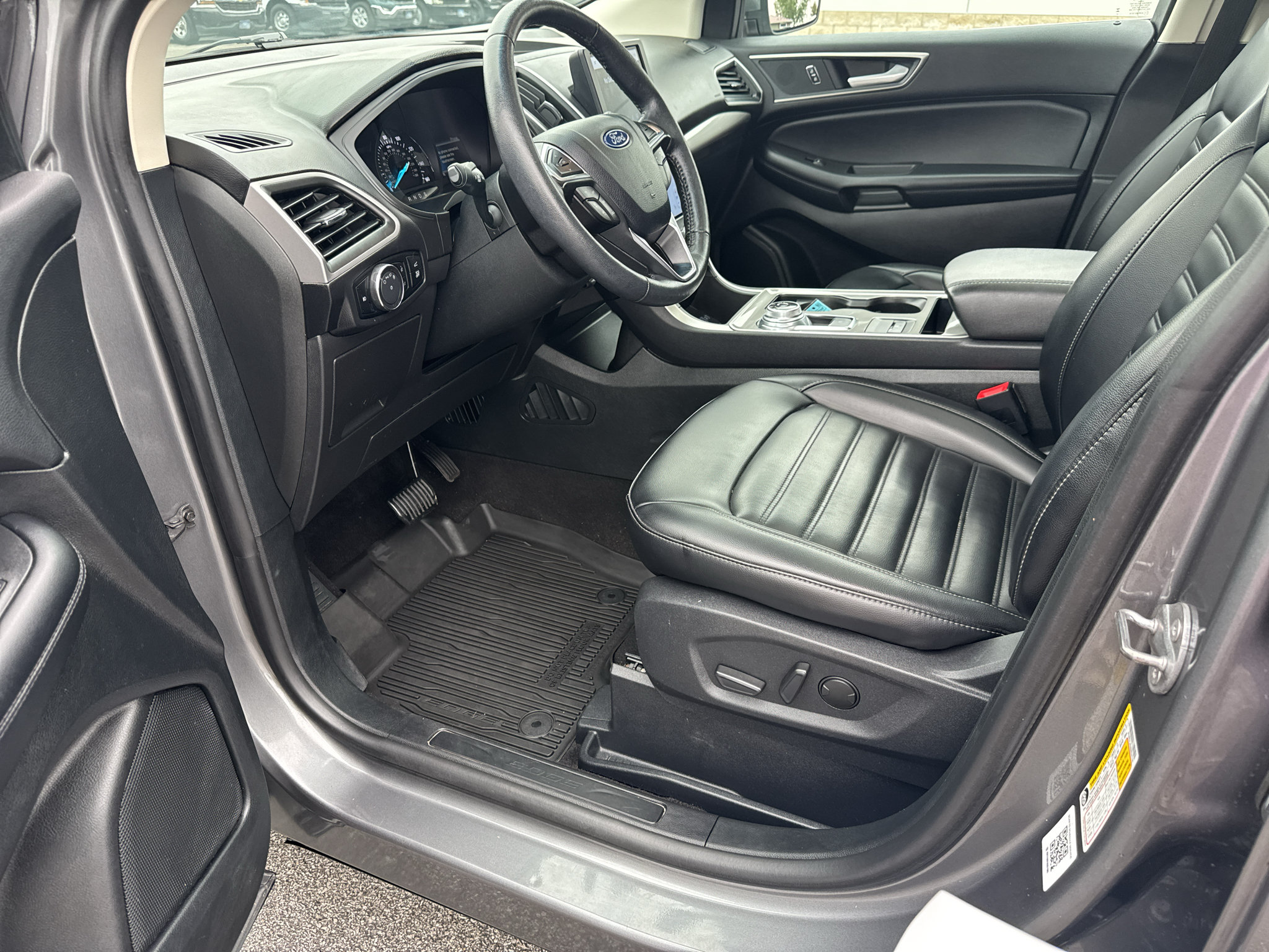 Used 2024 Ford Edge SEL w/ Convenience Package AWD/4WD image 25