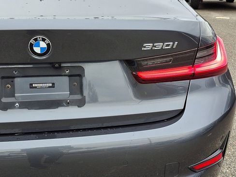 Used 2021 BMW 330i xDrive Sedan w/ Convenience Package image 16