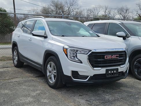 Used 2022 GMC Terrain SLE w/ Driver Convenience Package image 1