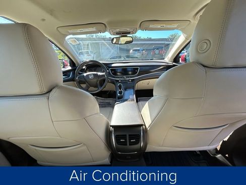 Used 2017 Buick LaCrosse Preferred image 22