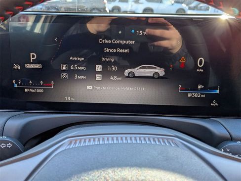 New 2026 Nissan Sentra SR w/ Floor Mat Package image 12