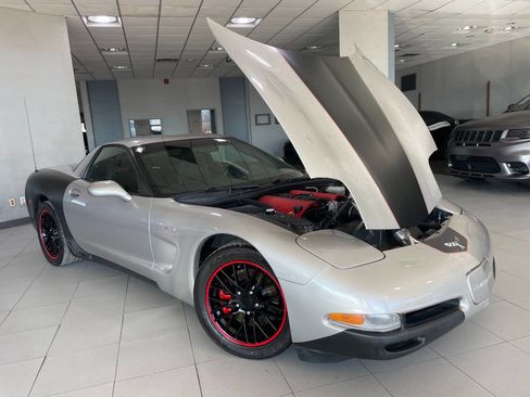 Used 2004 Chevrolet Corvette Z06 w/ Memory Package image 36