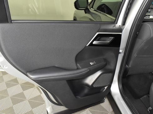 Used 2024 Mitsubishi Outlander ES image 46