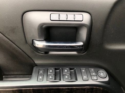 Used 2016 GMC Sierra 2500 Denali w/ Driver Alert Package image 12