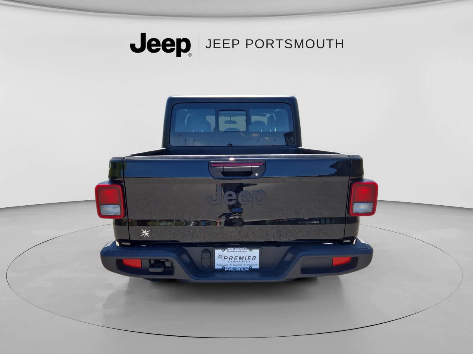 New 2026 Jeep Gladiator Sport AWD/4WD image 5