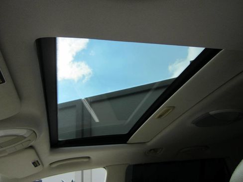 Used 2004 Mercedes-Benz E 320 4MATIC Wagon image 37