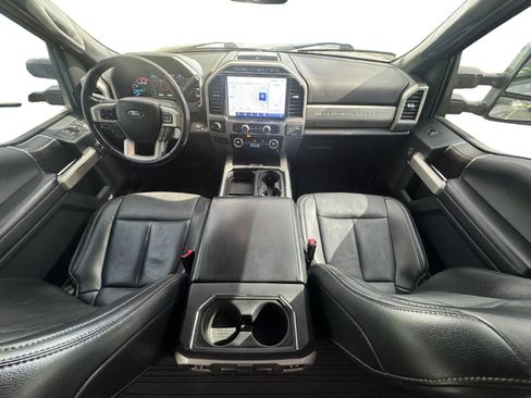 Used 2022 Ford F250 Lariat w/ Lariat Ultimate Package AWD/4WD image 11