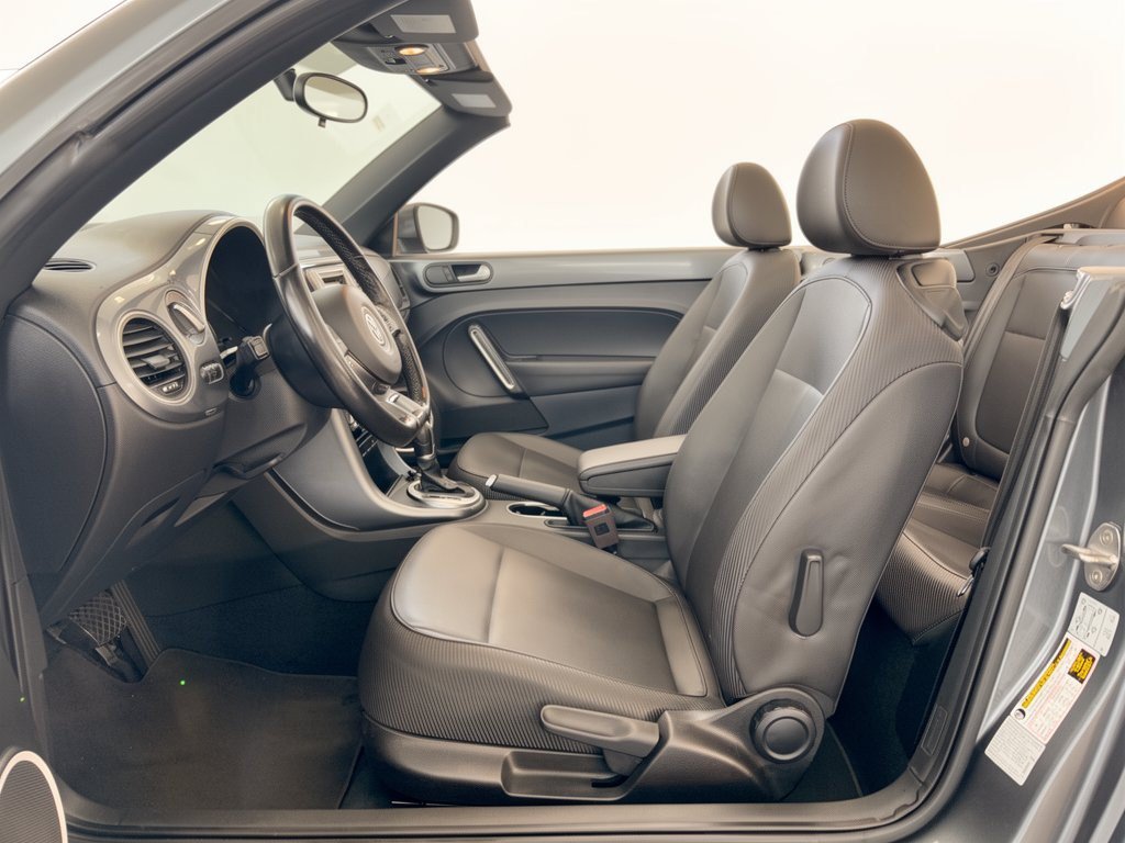 Used 2018 Volkswagen Beetle 2.0T FWD image 5