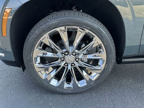 New 2026 Cadillac Escalade Luxury w/ LPO, Radiant Package image 10