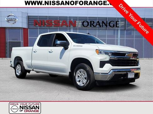 Used 2025 Chevrolet Silverado 1500 LT RWD image 1