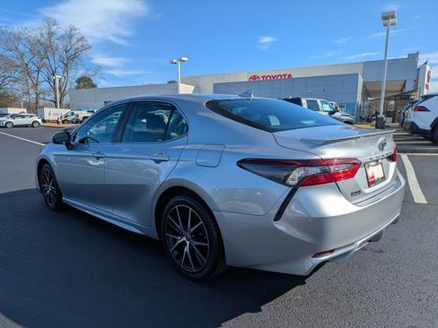 Certified 2024 Toyota Camry SE w/ Convenience Package image 6