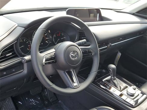 New 2025 MAZDA CX-30 AWD 2.5 S w/ Select Sport Pkg image 7