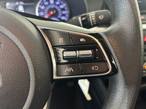 Used 2024 Kia Forte LXS w/ LXS Technology Package FWD image 16