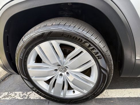 Used 2019 Volkswagen Atlas SE w/ Panoramic Sunroof Package image 33