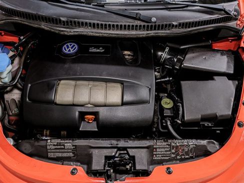 Used 2004 Volkswagen Beetle GLS FWD image 14