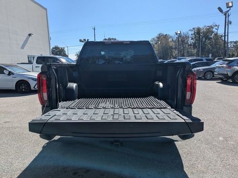 Used 2025 GMC Sierra 1500 SLT image 13