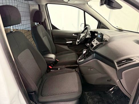 Used 2023 Ford Transit Connect XLT image 18