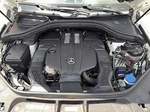 Used 2017 Mercedes-Benz GLS 450 4MATIC image 33