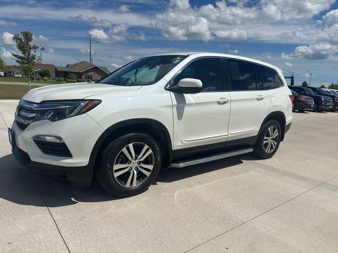Used 2016 Honda Pilot EX-L image 2